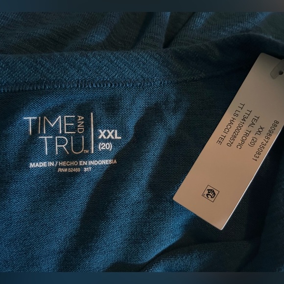 NWT Time and Tru Women's Plus Size Top - Picture 3 of 6